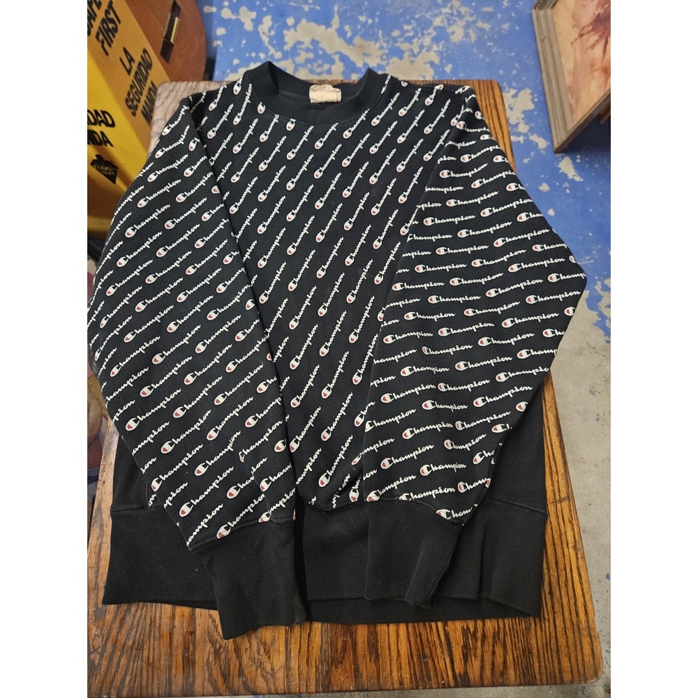 Champion Mens Size Medium Pullover Sweat Shirt Sweater Reverse Weave All-Over